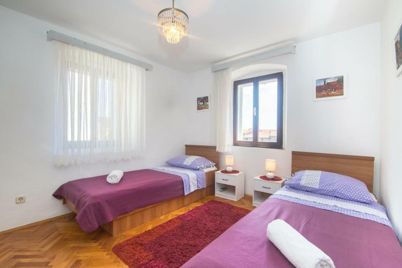 הוילה סטארי גראד House Lotties מראה חיצוני תמונה
